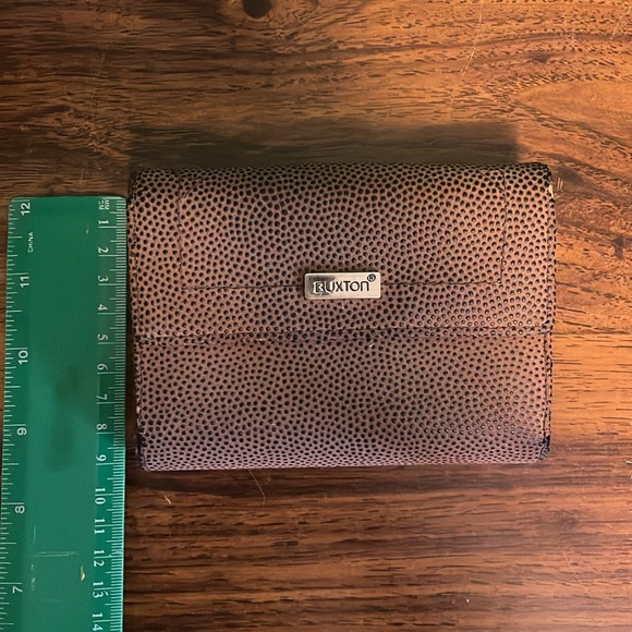 4/$20 | Buxton Brown Wallet - Picture 7 of 7